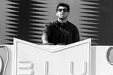 El DJ Jairo Flewty en cabina